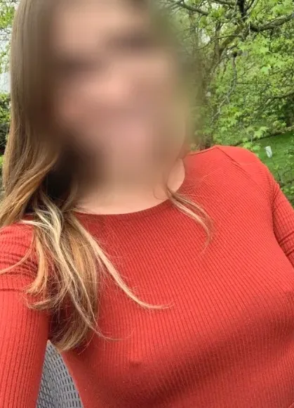 Aya, 32