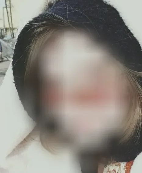 Esther, 19