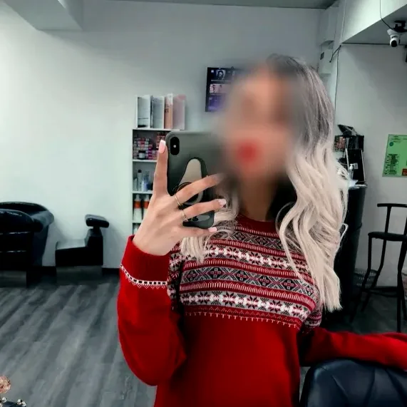Karla, 35