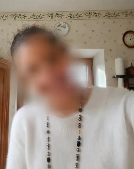 Louise, 37