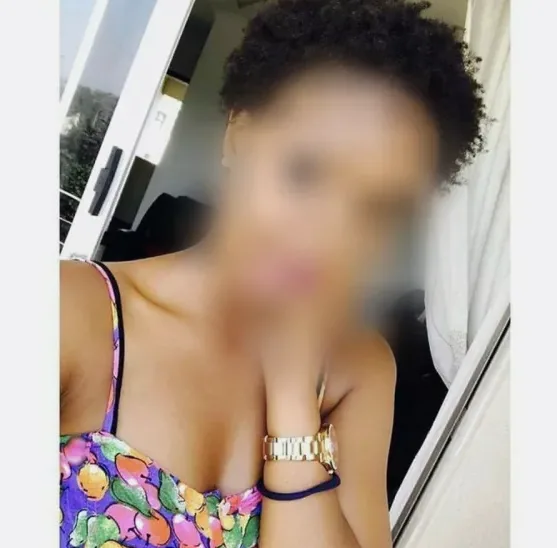 Mariam, 25